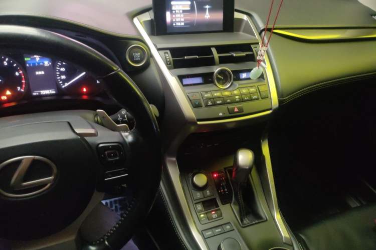 Used Lexus NX 2015 200T All-Wheel-Drive Fēngshàng Edition Audio And AC Panel