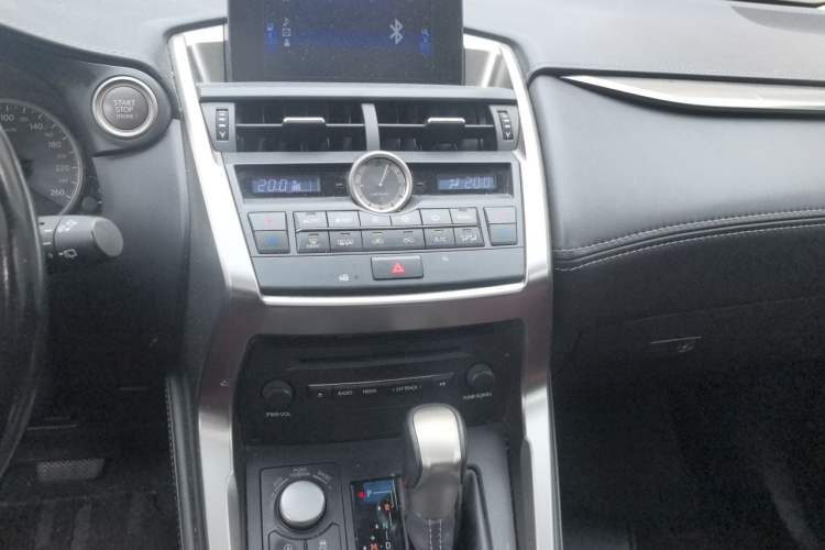 Used Lexus NX 2015 200T All-Wheel-Drive Fēngshàng Edition Audio And AC Panel