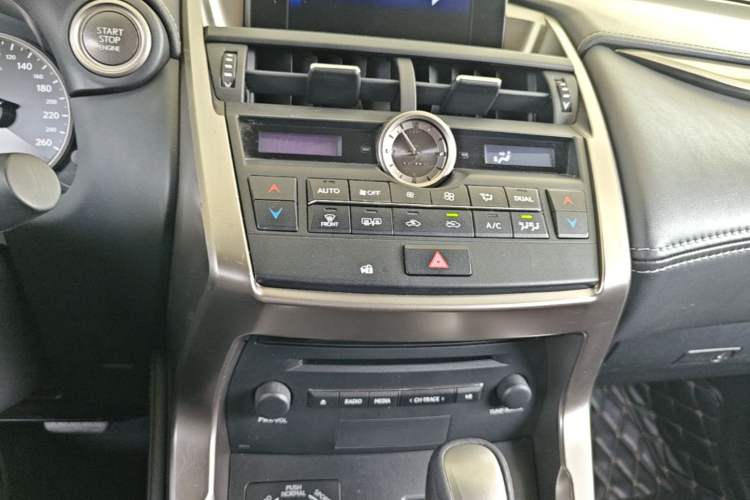 Used Lexus NX 2015 200T All-Wheel-Drive Fēngshàng Edition Audio And AC Panel