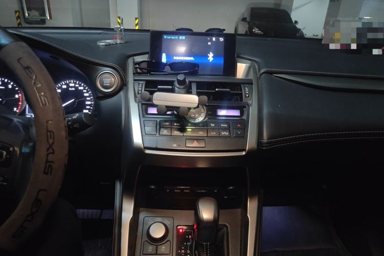 Used Lexus NX 2015 200T All-Wheel-Drive Fēngshàng Edition Audio And AC Panel