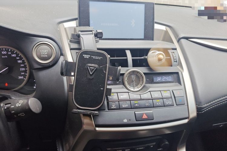 Used Lexus NX 2015 200 Front-Wheel Drive X-Trail SE Edition Audio And AC Panel