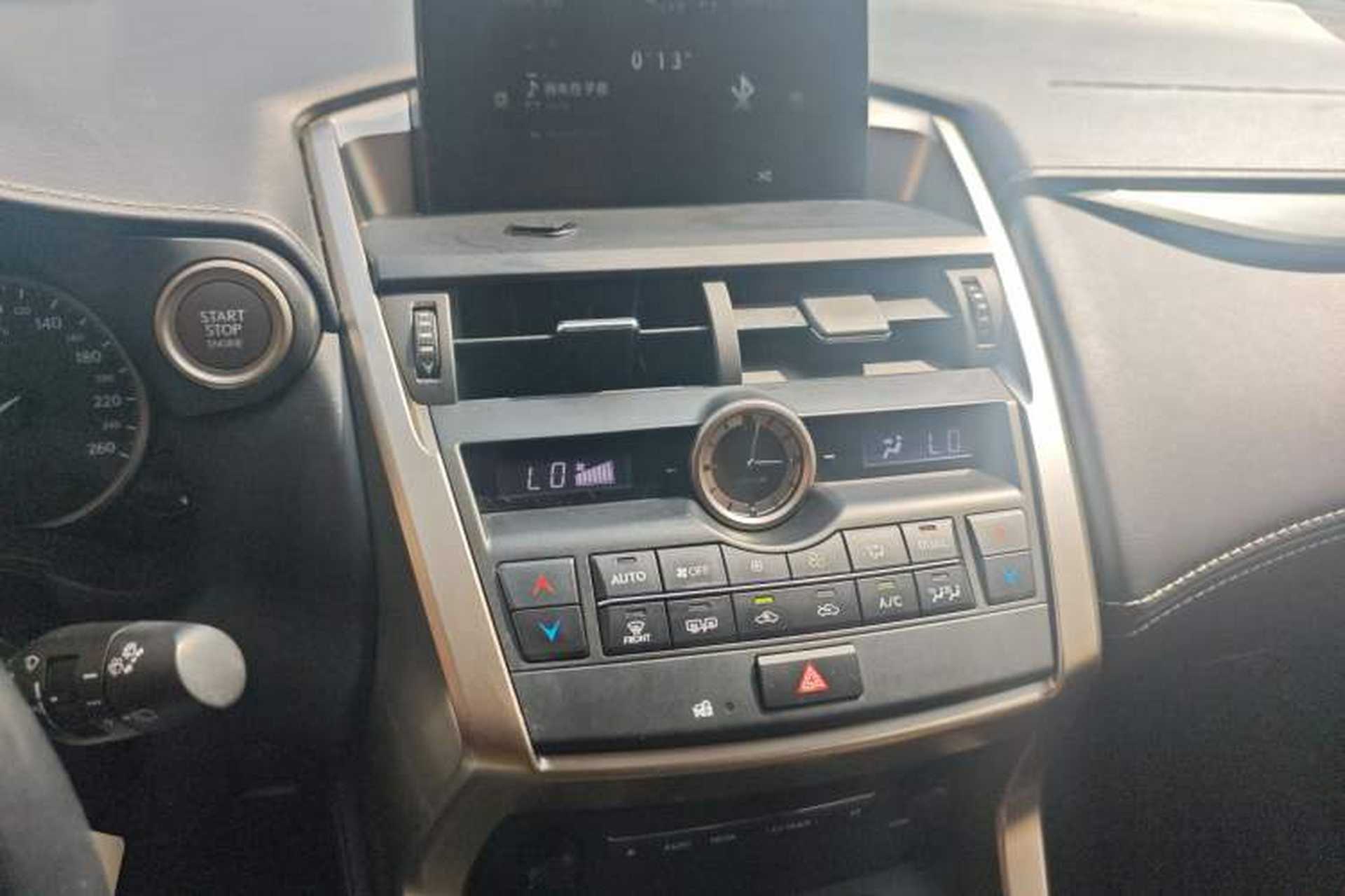 Used Lexus NX 2015 200T All-Wheel-Drive Fēngshàng Edition Audio And AC Panel
