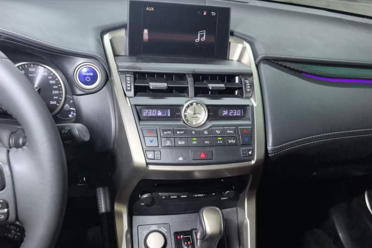 Used Lexus NX 2015 300h All-Wheel-Drive Fēngzhì Edition Audio And AC Panel