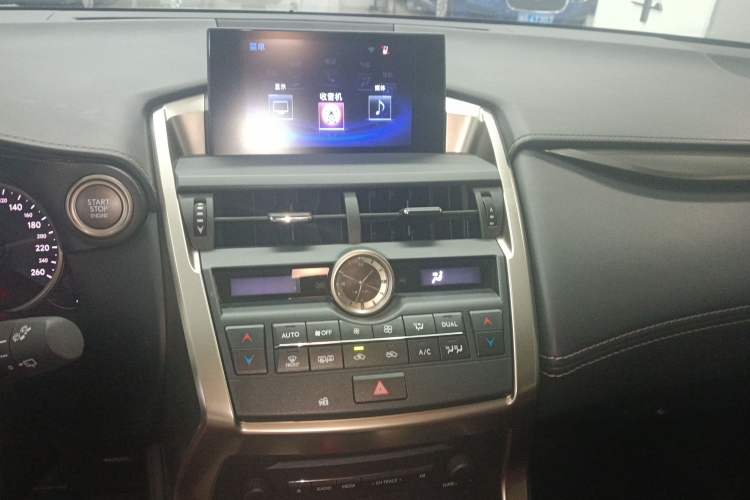 Used Lexus NX 2015 200T All-Wheel-Drive Fēngshàng Edition Audio And AC Panel