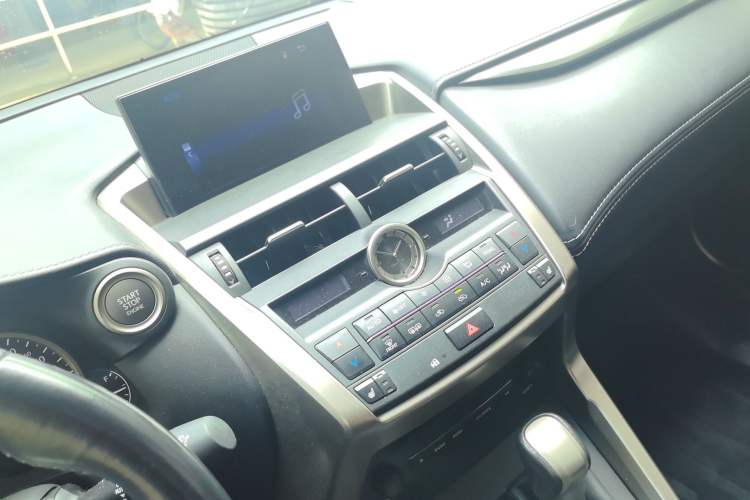 Used Lexus NX 2015 200 All-Wheel Drive Fēngshàng Edition Audio And AC Panel