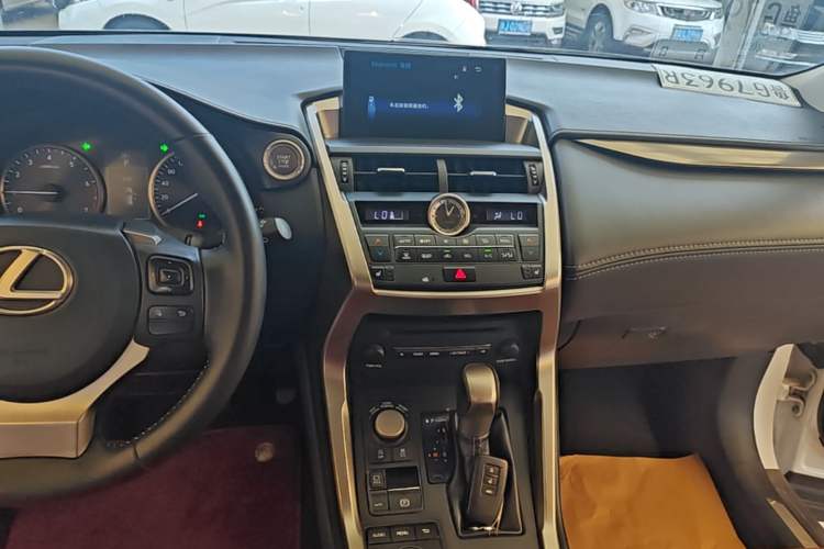 Used Lexus NX 2015 200 All-Wheel Drive Fēngshàng Edition Audio And AC Panel