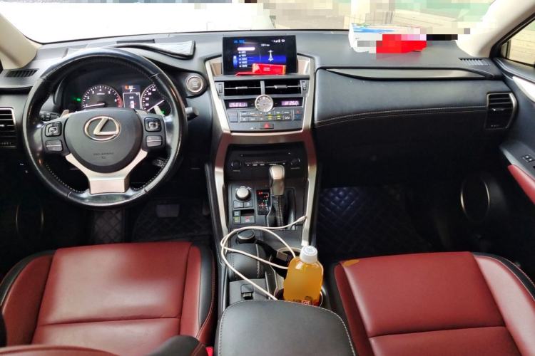 Used Lexus NX 2015 200T All-Wheel-Drive Fēngshàng Edition Center Console