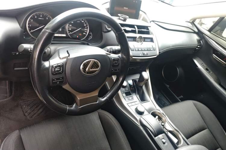 Used Lexus NX 2015 200 Front-Wheel Drive X-Trail SE Edition Center Console