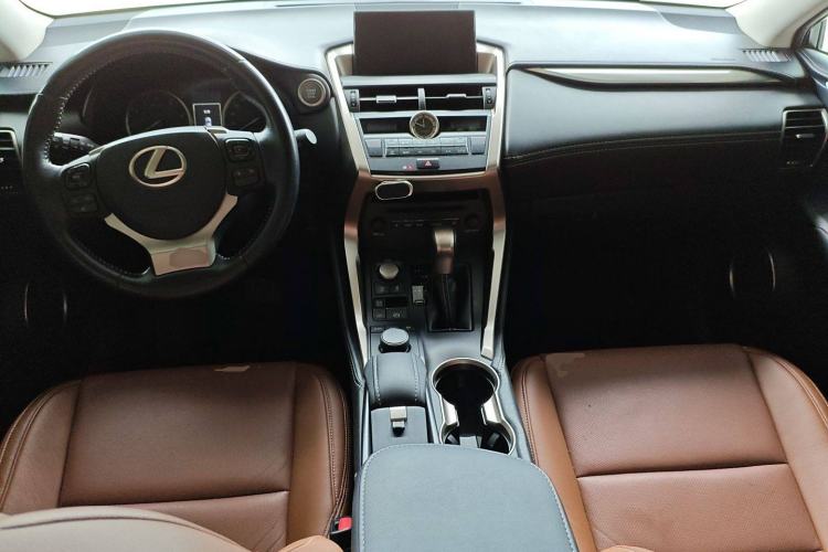 Used Lexus NX 2015 200 Front-Wheel Drive X-Trail SE Edition Center Console