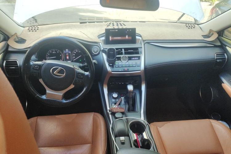 Used Lexus NX 2015 200 Front-Wheel Drive X-Trail SE Edition Center Console