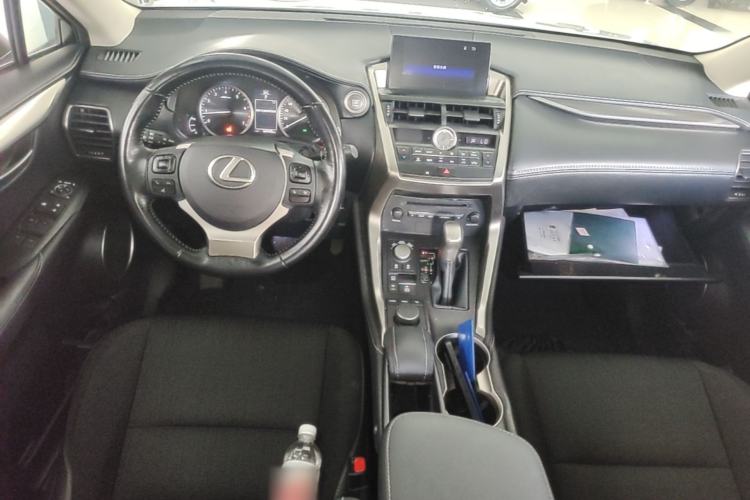 Used Lexus NX 2015 200 Front-Wheel Drive X-Trail SE Edition Center Console