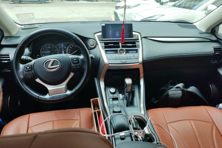 Used Lexus NX 2015 200 Front-Wheel Drive X-Trail SE Edition Center Console