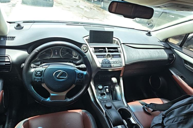 Used Lexus NX 2015 200 All-Wheel Drive Fēngshàng Edition Center Console