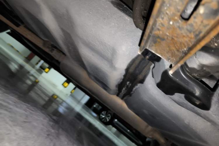 Used Lexus NX 2015 300h All-Wheel-Drive Fēngzhì Edition Chassis Rear Left