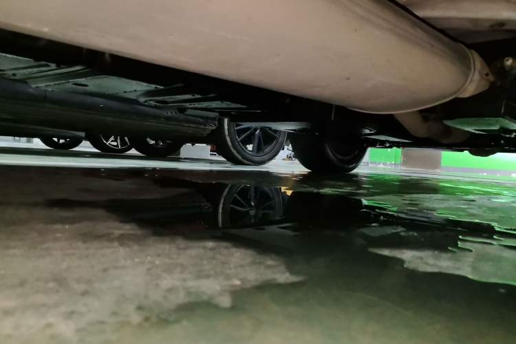 Used Lexus NX 2015 200T All-Wheel-Drive Fēngshàng Edition Chassis Rear Right