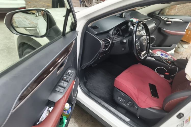 Used Lexus NX 2015 300h All-Wheel-Drive Fēngzhì Edition Driver Seat