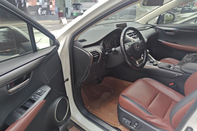 Used Lexus NX 2015 200T All-Wheel-Drive Fēngshàng Edition Driver Seat