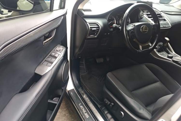 Used Lexus NX 2015 200 Front-Wheel Drive X-Trail SE Edition Driver Seat