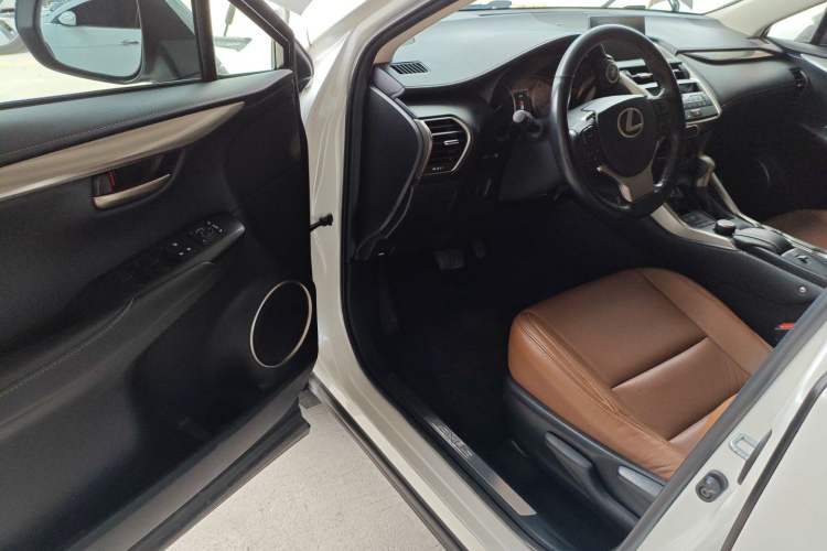 Used Lexus NX 2015 200 Front-Wheel Drive X-Trail SE Edition Driver Seat