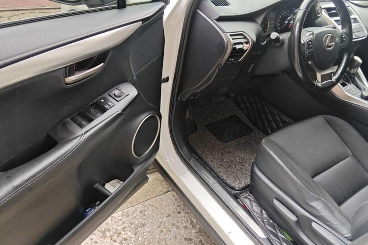 Used Lexus NX 2015 200 Front-Wheel Drive X-Trail SE Edition Driver Seat
