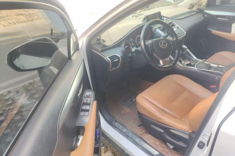 Used Lexus NX 2015 200 Front-Wheel Drive X-Trail SE Edition Driver Seat