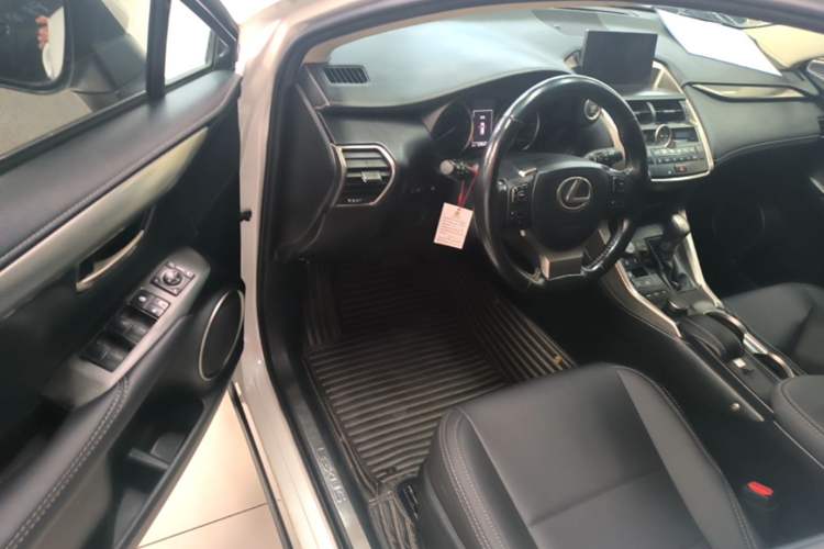Used Lexus NX 2015 200 Front-Wheel Drive X-Trail SE Edition Driver Seat