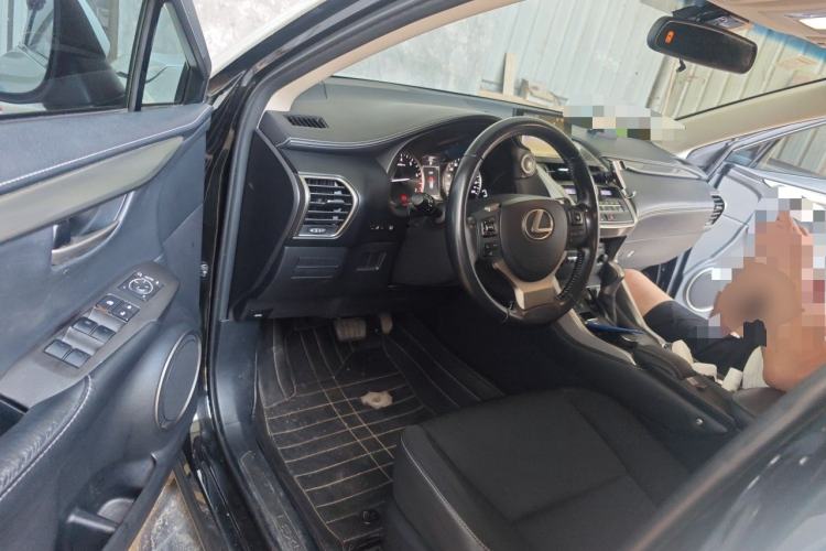 Used Lexus NX 2015 200 Front-Wheel Drive X-Trail SE Edition Driver Seat