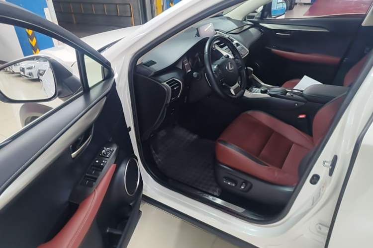 Used Lexus NX 2015 200T All-Wheel-Drive Fēngshàng Edition Driver Seat