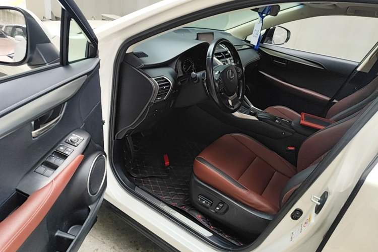 Used Lexus NX 2015 200T All-Wheel-Drive Fēngshàng Edition Driver Seat