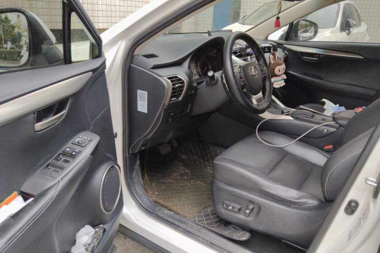 Used Lexus NX 2015 200T All-Wheel-Drive Fēngshàng Edition Driver Seat