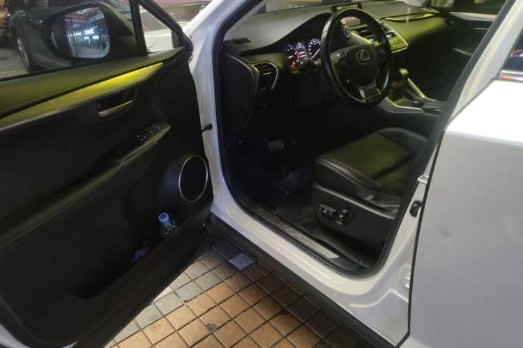 Used Lexus NX 2015 200T All-Wheel-Drive Fēngshàng Edition Driver Seat