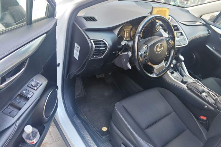 Used Lexus NX 2015 200 Front-Wheel Drive X-Trail SE Edition Driver Seat