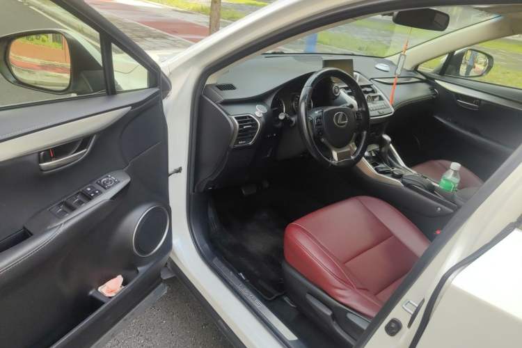 Used Lexus NX 2015 200 Front-Wheel Drive X-Trail SE Edition Driver Seat