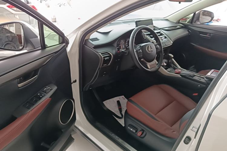 Used Lexus NX 2015 200T All-Wheel-Drive Fēngshàng Edition Driver Seat