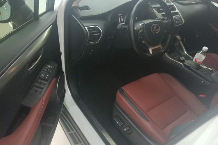 Used Lexus NX 2015 200T All-Wheel-Drive Fēngshàng Edition Driver Seat
