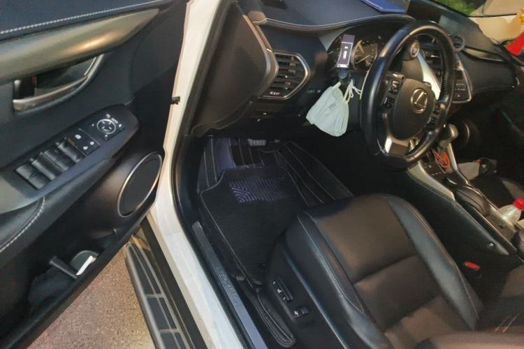 Used Lexus NX 2015 200T All-Wheel-Drive Fēngshàng Edition Driver Seat