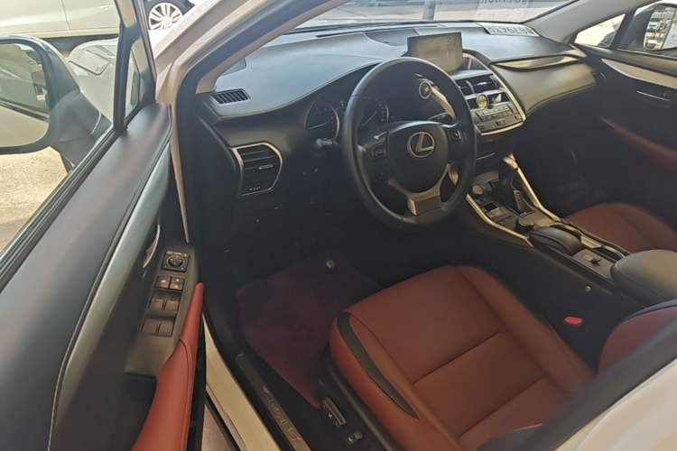 Used Lexus NX 2015 200 All-Wheel Drive Fēngshàng Edition Driver Seat
