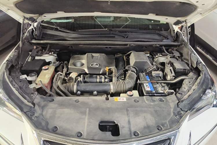 Used Lexus NX 2015 200T All-Wheel-Drive Fēngshàng Edition Engine Bay
