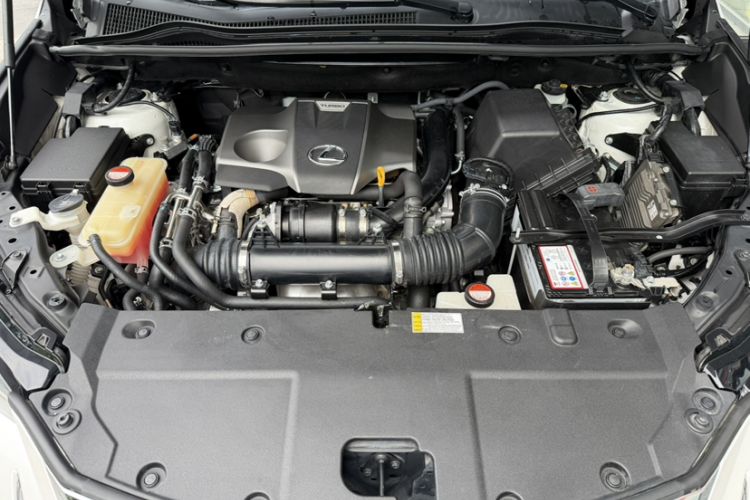 Used Lexus NX 2015 200T All-Wheel-Drive Fēngshàng Edition Engine Bay