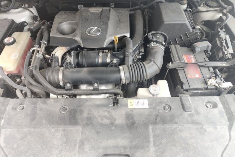 Used Lexus NX 2015 200T All-Wheel-Drive Fēngshàng Edition Engine Bay