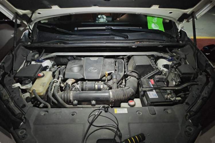 Used Lexus NX 2015 200T All-Wheel-Drive Fēngshàng Edition Engine Bay