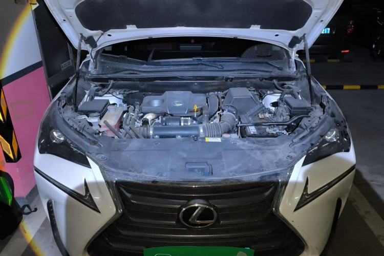 Used Lexus NX 2015 200T All-Wheel-Drive Fēngshàng Edition Engine Bay