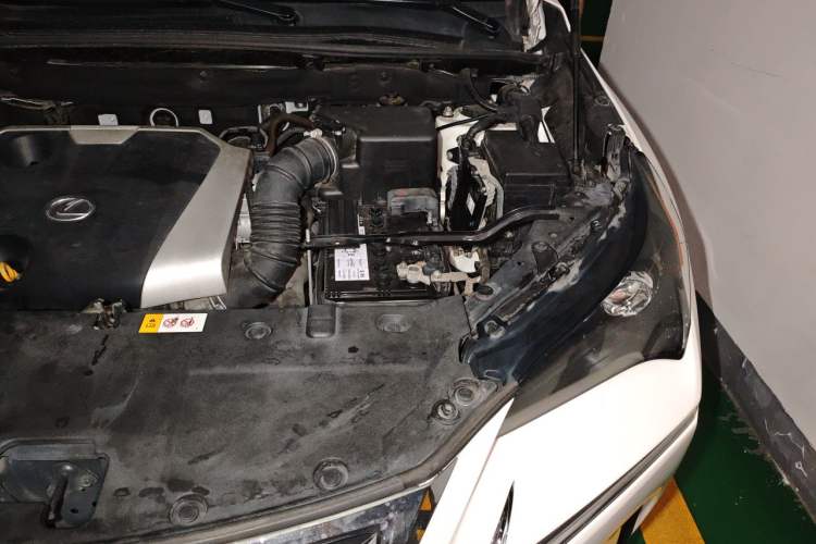 Used Lexus NX 2015 200 Front-Wheel Drive X-Trail SE Edition Engine Bay Left