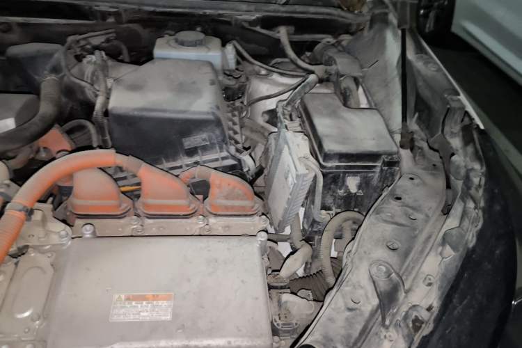 Used Lexus NX 2015 300h All-Wheel-Drive Fēngzhì Edition Engine Bay Left