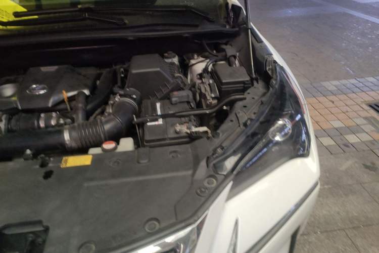 Used Lexus NX 2015 200T All-Wheel-Drive Fēngshàng Edition Engine Bay Left