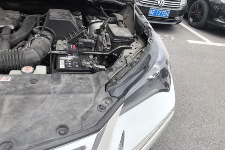 Used Lexus NX 2015 200T All-Wheel-Drive Fēngshàng Edition Engine Bay Left
