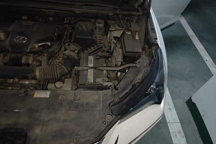 Used Lexus NX 2015 200T All-Wheel-Drive Fēngshàng Edition Engine Bay Left