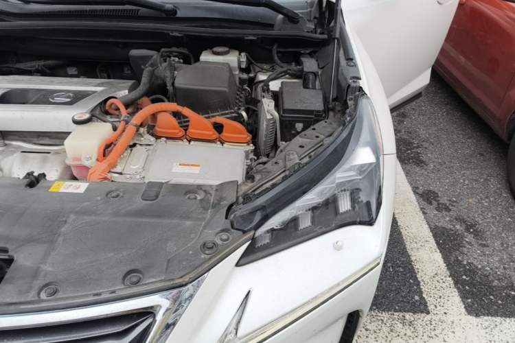 Used Lexus NX 2015 300h All-Wheel-Drive Fēngzhì Edition Engine Bay Left