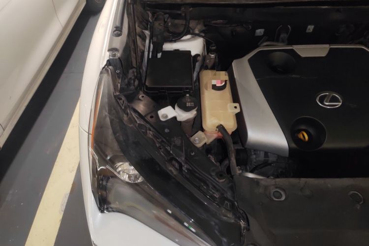 Used Lexus NX 2015 200 Front-Wheel Drive X-Trail SE Edition Engine Bay Right