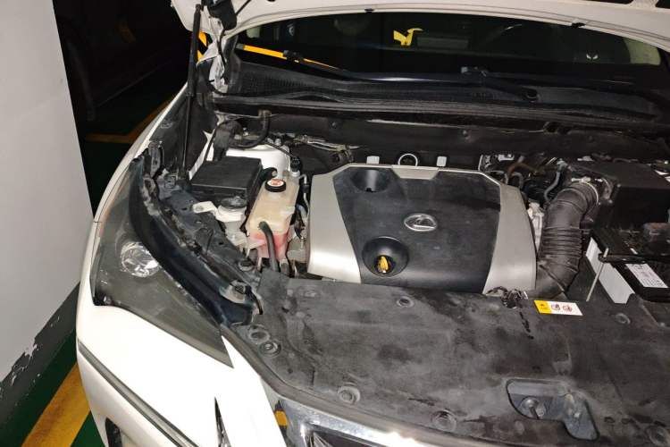 Used Lexus NX 2015 200 Front-Wheel Drive X-Trail SE Edition Engine Bay Right